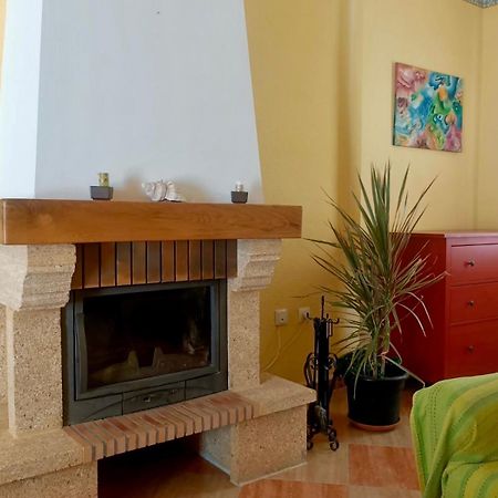 Chalet Adosado Con Azotea Andaluza Y Patio, Junto A La Playa Исла-Кристина Экстерьер фото