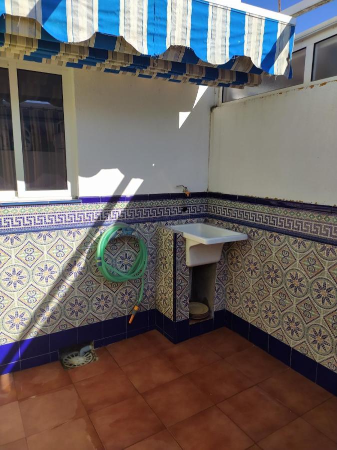 Chalet Adosado Con Azotea Andaluza Y Patio, Junto A La Playa Исла-Кристина Экстерьер фото