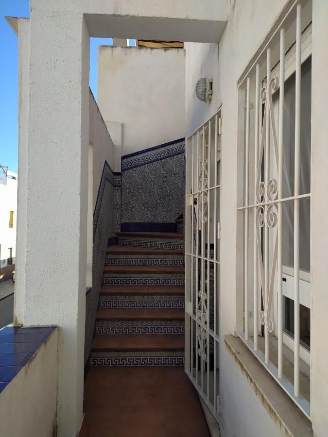 Chalet Adosado Con Azotea Andaluza Y Patio, Junto A La Playa Исла-Кристина Экстерьер фото